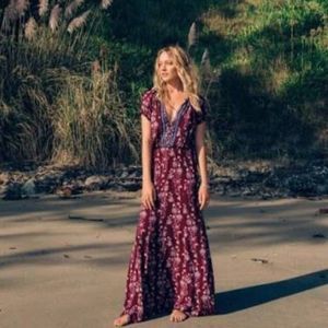Tigerlily Enchanting Floral Mulberry Boho Maxi Dress (M)